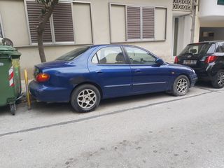 Hyundai Lantra 1998