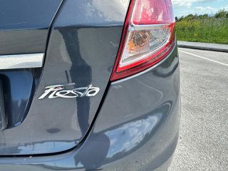 Ford Fiesta 2015 FORD FIESTA-thumb-19