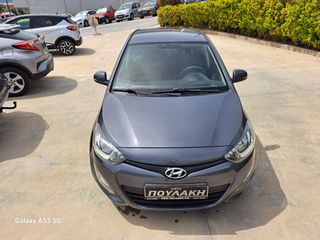Hyundai i 20 2013 1.1 CRDI CLASSIC-thumb-3