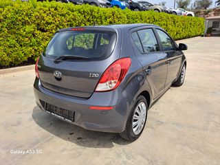Hyundai i 20 2013 1.1 CRDI CLASSIC-thumb-10