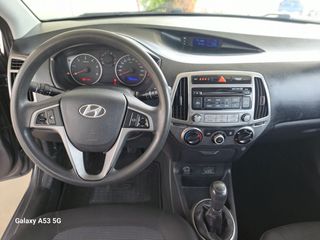 Hyundai i 20 2013 1.1 CRDI CLASSIC-thumb-25