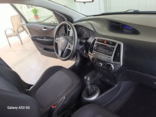 Hyundai i 20 2013 1.1 CRDI CLASSIC-thumb-30