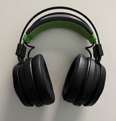Razer Nari Ultimate (Xbox & WINDOWS) Wireless,RGB, Haptic Feedback-thumb-1