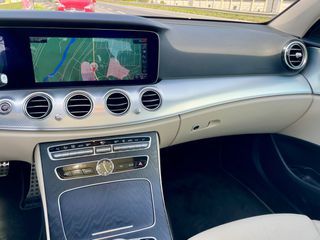 Mercedes-Benz E 300 2019 HYBRID EQ POWER 9G-TRONIC-thumb-46
