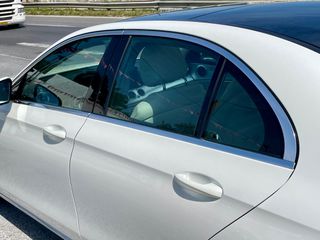Mercedes-Benz E 300 2019 HYBRID EQ POWER 9G-TRONIC-thumb-19