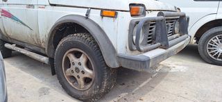 Lada Niva A/C 75.000χλμ '02 (1700cc injection)-thumb-2