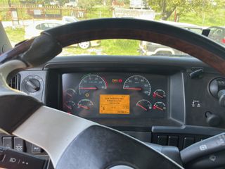 Volvo 2007 fh480-thumb-17