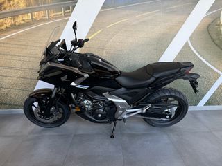 Honda NC 750X 2026 MANUAL-thumb-4