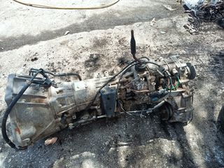 Πωλείται αυτόματο σασμάν από Toyota Hilux 3,0 l "2006 KUN 25