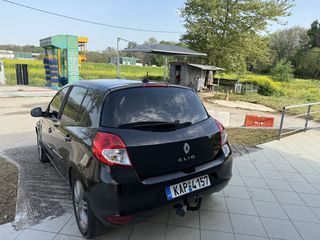Renault Clio 2010 20th special edition-thumb-4