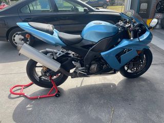 Kawasaki Ninja ZX - 10 R 2004-thumb-1