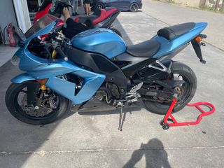 Kawasaki Ninja ZX - 10 R 2004-thumb-10