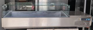 Βιτρίνα Σαλατών Επιτραπέζια Για 6x1/3Gn 151x39x45Cm - Μεταχειρισμένη.