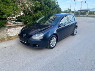 Volkswagen Golf 2004 1600 100ps