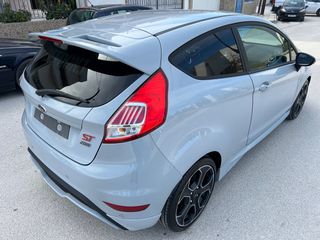 Ford Fiesta 2016 1,6 ST200-thumb-4