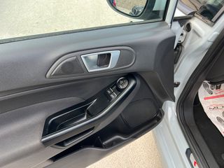 Ford Fiesta 2016 1,6 ST200-thumb-9