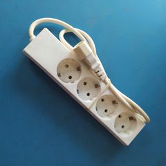 UPS Power Cable Din male to Multi-Outlet 4s