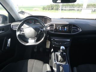 Peugeot 308 2016 6ΤΑΧΥΤΟ 130 HP 1.2 e-THP Style-thumb-4