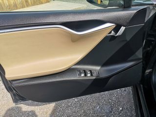 Tesla Model S 2014 S85-thumb-17