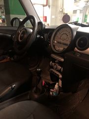 Mini Cooper 2009 ONE-thumb-7