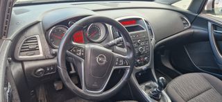 Opel Astra 2015-thumb-4