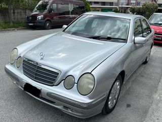 Mercedes-Benz E 200 2001 COMPRESSOR CLASSIC AUTOMATIC-thumb-4