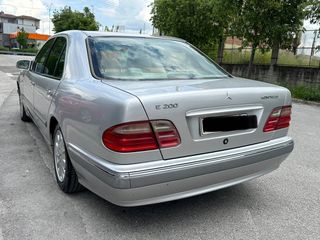 Mercedes-Benz E 200 2001 COMPRESSOR CLASSIC AUTOMATIC-thumb-5