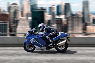 Suzuki GSXR 1300 Hayabusa 2026 SPECIAL EDITION - SUZUKI PATRAS-thumb-1