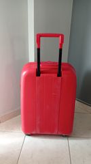 βαλιτσα ( σκληρη )