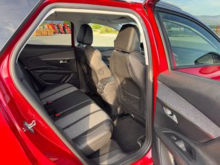 Peugeot 3008 2018-thumb-12