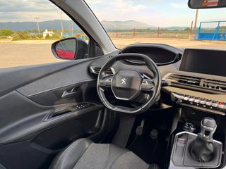 Peugeot 3008 2018-thumb-17