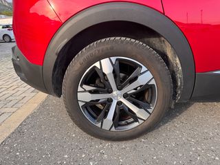 Peugeot 3008 2018-thumb-26