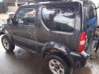 Suzuki Jimny 2008-thumb-5