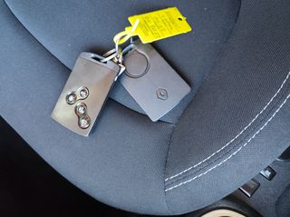 Renault Captur 2018-thumb-12