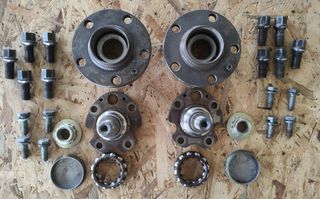 Πλήρες σετ πλήμνες LEON CUPRA R