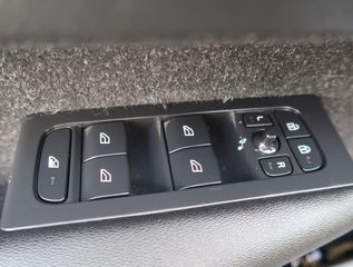 Volvo XC40 2020 XC40 2.0 D4 Insctription  ΔΕΡΜΑ 4Χ4 ΕΛΛΗΝΙΚΟ ΥΠΕΡΑΡΙΣΤΟ !!-thumb-92
