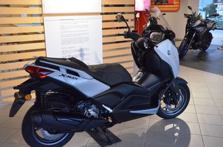 Yamaha XMAX 300 2026-thumb-6