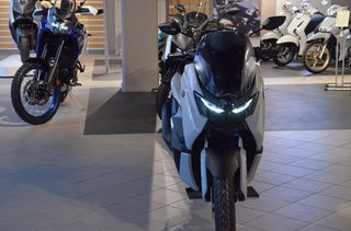 Yamaha NMAX 125 Tech Max EU5+ 2025-thumb-2