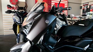 Yamaha XMAX 300 2026-thumb-8