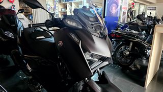 Yamaha XMAX 300 2026-thumb-17