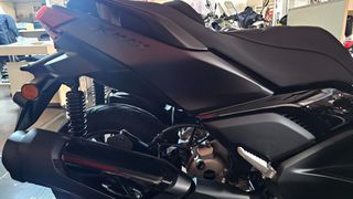Yamaha XMAX 300 2026-thumb-23