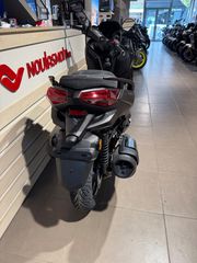 Yamaha XMAX 300 2026 ΝΟΥΛΑΣ-thumb-4
