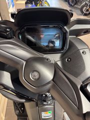 Yamaha XMAX 300 2026 ΝΟΥΛΑΣ-thumb-5