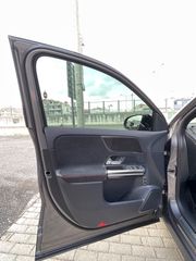 Mercedes-Benz GLA 35 AMG 2021-thumb-19