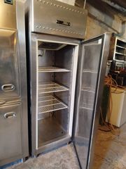 Ψυγείο  επαγγελματικό  ινοξ