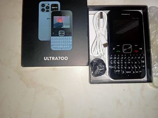 4 SIM ΚΙΝΗΤΟ ΤΗΛΕΦΩΝΟ ULTRA 700