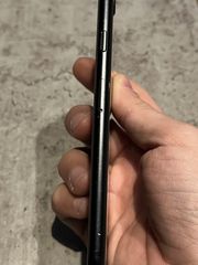 Apple IPhone SE 2020-thumb-2