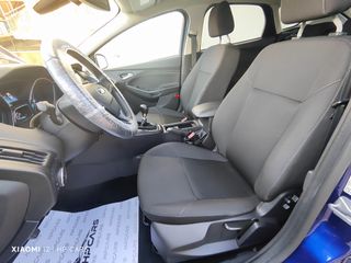 Ford Focus 2018 Cool & Connect-thumb-23