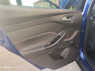 Ford Focus 2018 Cool & Connect-thumb-24