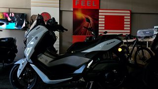 Yamaha NMAX 125 2026 NMAX 125 TECH MAX-thumb-2
